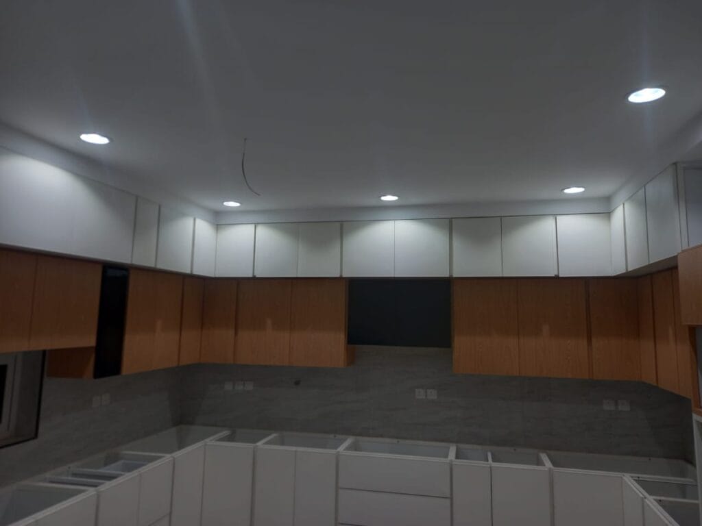 فني تركيب مطابخ